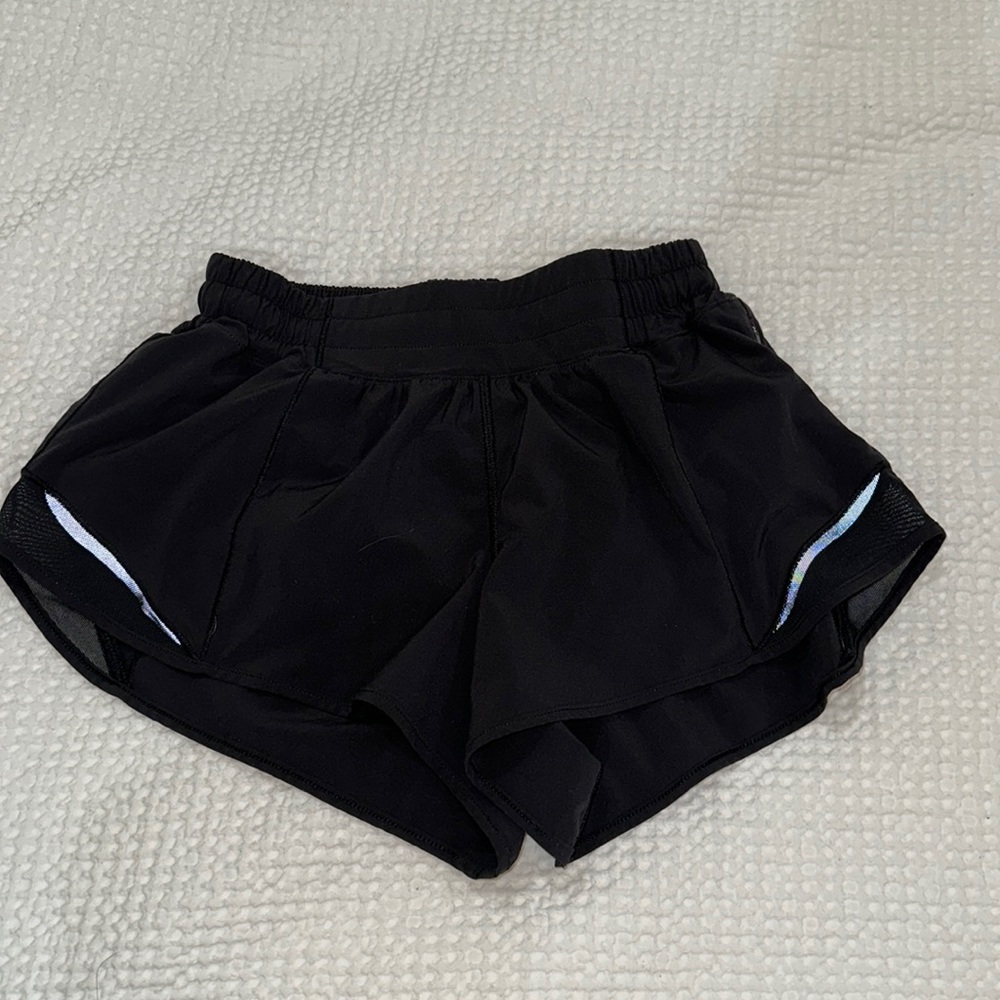 Lululemon HOTTY HOT short